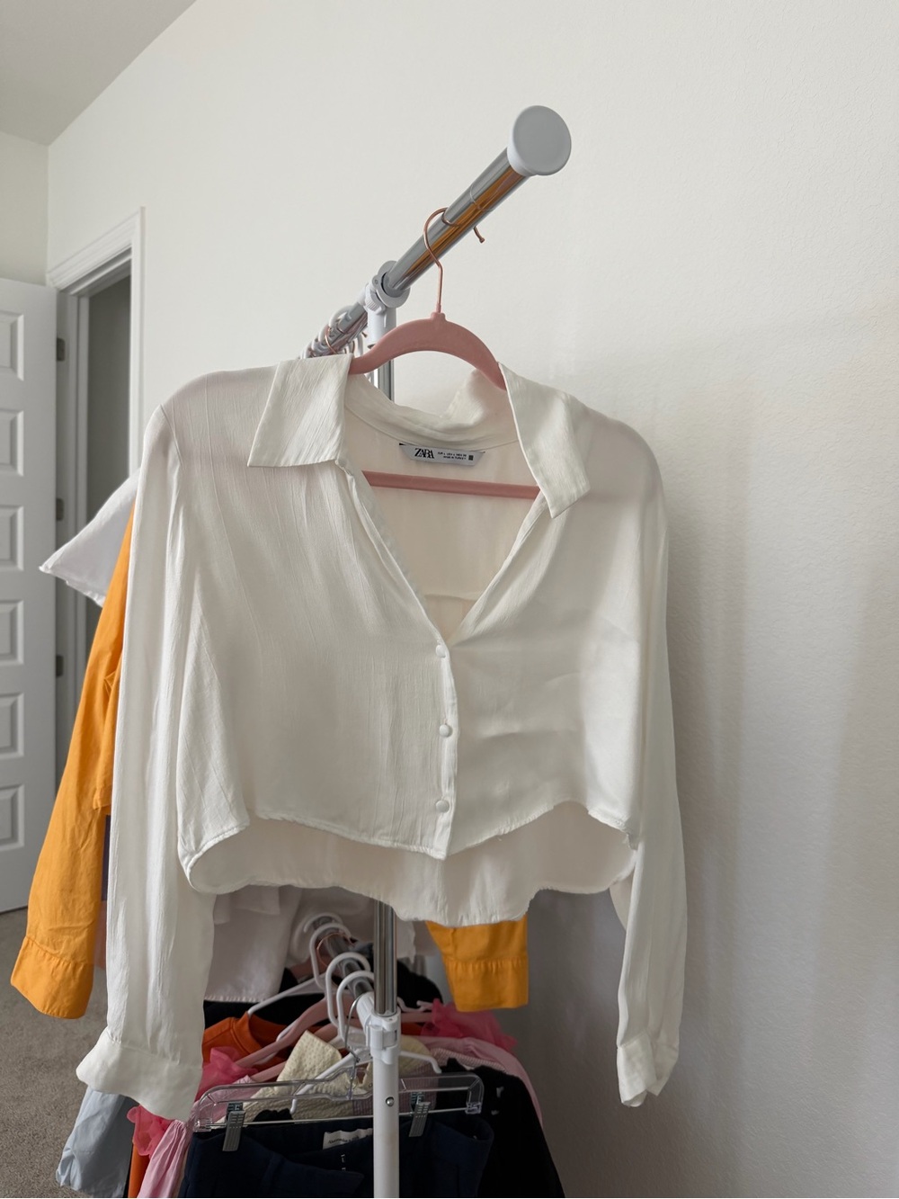 Zara Ivory Cropped Button-Front Shirt